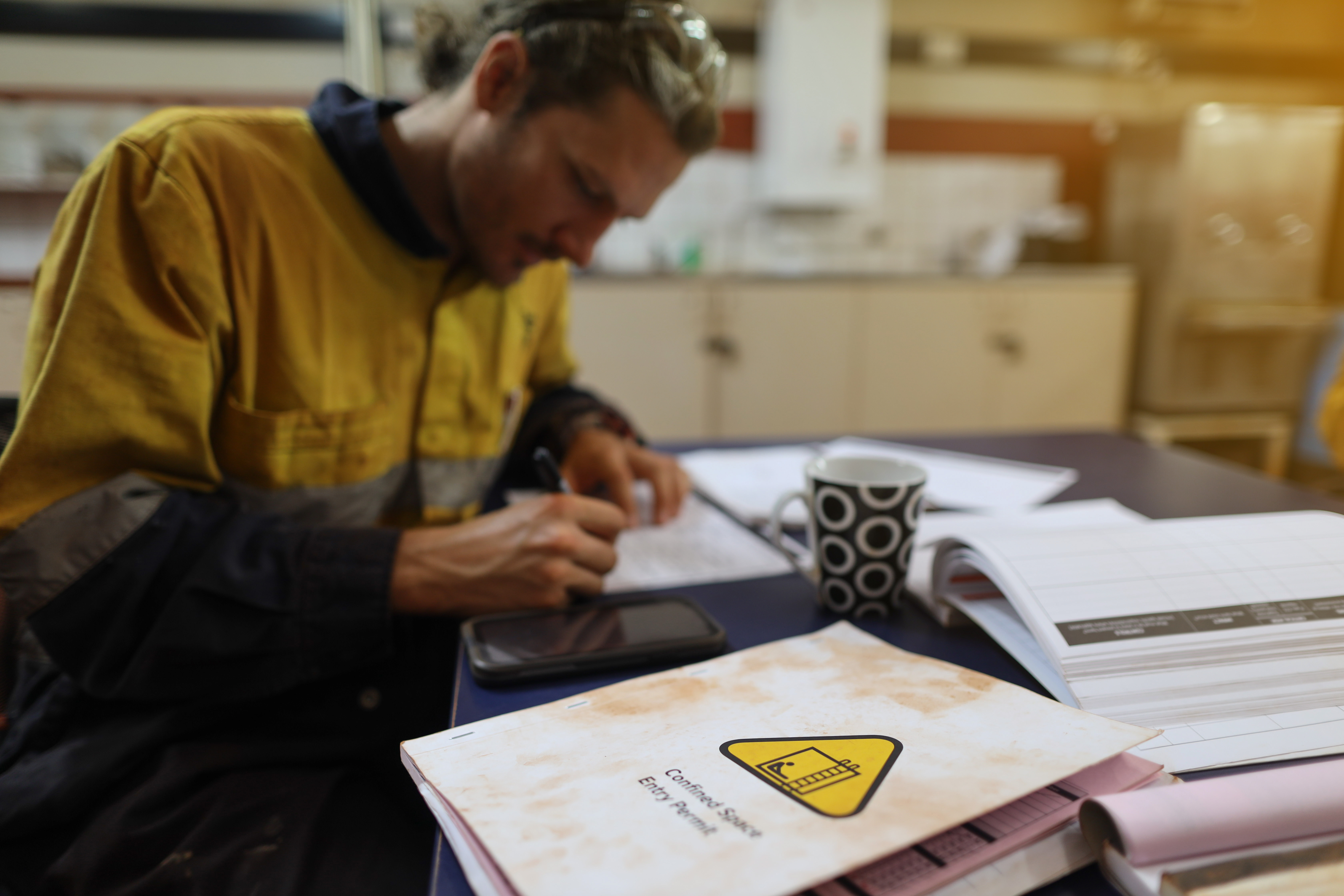 Occupational,Health,And,Safety,Closeup,Picture,Of,Confined,Spaces,Permit